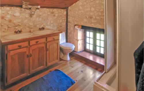 Douzillac House | 4 Bedroom Lovely Home In Douzillac