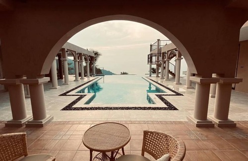 Mae Nam Villa | 4 Bedroom Luxury 5 Star Sea View Villa Palms SDV190