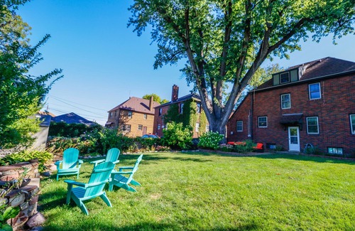 Benson House | 4 Bedroom, Mid-Century Modern House, minutes from downtown