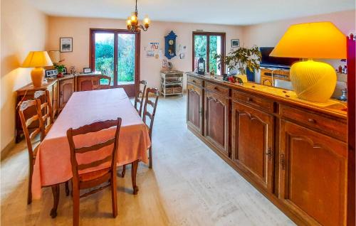 Plougasnou House | 4 Bedroom Nice Home In Plougasnou
