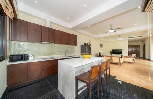 Laguna Villa | 4-bedroom pool villa in Laguna with superb golf view