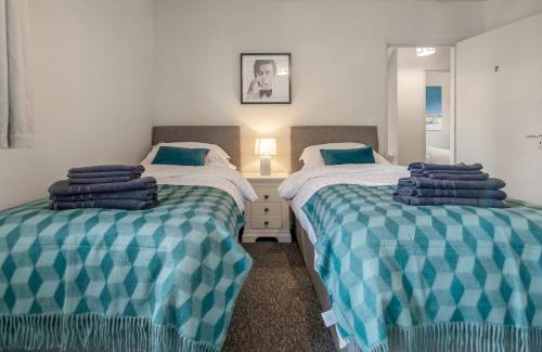 Earlham House | 4 bedroom Pitchford