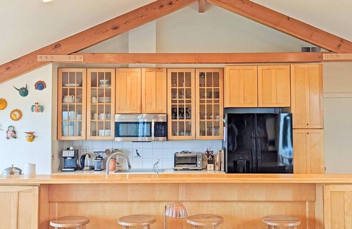 Stinson Beach House | 4 bedroom private vacation home in stinson beach