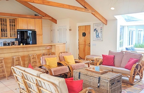 Stinson Beach House | 4 bedroom private vacation home in stinson beach