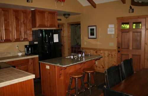 Hines House | 4 bedroom-resort amenities free with rental - Resort FUN