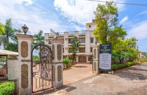 Rao Colony Villa | 4-bedroom villa in delightful Lonavala with AC