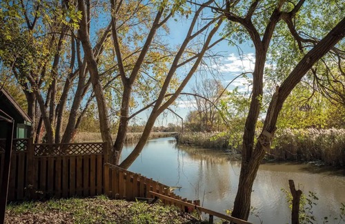 LaSalle House | 4 Bedroom Waterfront Oasis Getaway with Hot Tub