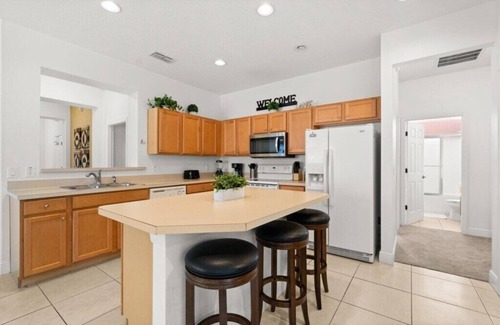 Bellavida House | 4 Bedrooms/3 Bathrooms/Bella Vida (400LF)