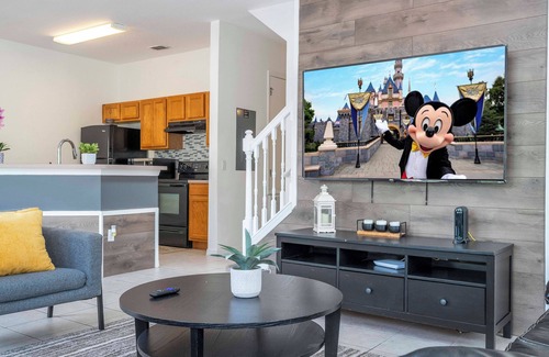 Bellavida House | 4 bedrooms close to Disney