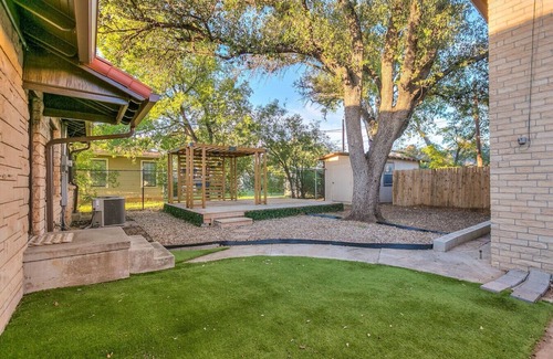 San Angelo House | 4 BR/3 BA - Turf Backyard - New!