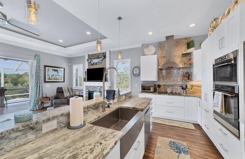 Englewood South House | 4 BR/3BA Waterfront Private Pool Adult Playground