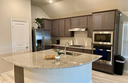 Richmond House | 4-BR Getaway Ideal for Families