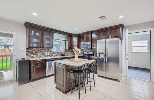 Austin House | 4 BR + Haven Hideaway + Austin Colony + Game Room