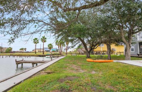 Rockport House | 4 Br Home On The Water Private Pool Dog Friendly