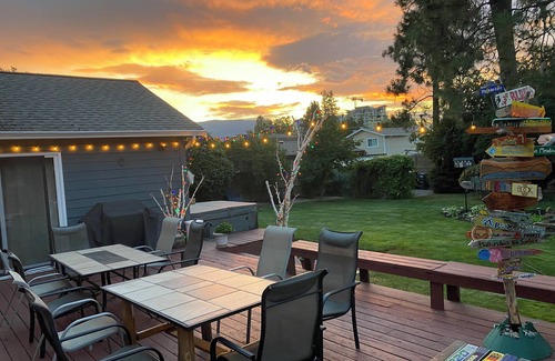 Okanagan-Similkameen House | 4 BR Lakefront Home Perfect for Beach and Wine Holidays. Skaha Beach-100 steps!