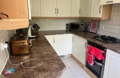 Earley House | 4 BRD House, with Double Parking