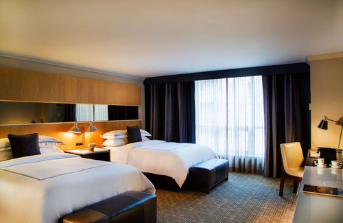 Bloor-Yorkville Hotel | 4 Comfortable Rooms w/City & Park Views – Central to Museums & Subway