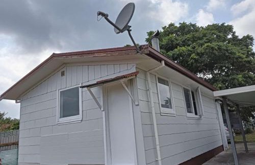 Owhata Ski Chalet | 4 Doulbe Beds including 1 Sofa Bed Garden Charlet, 638 B Te Ngae Road, Rotorua