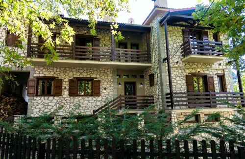 Elati House | 4 Epohes