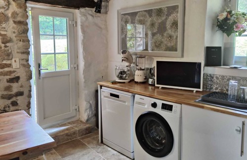 Saint-Martin-de-Fressengeas Other | 4 bed Farm House in st Martin des Fressengaes France
