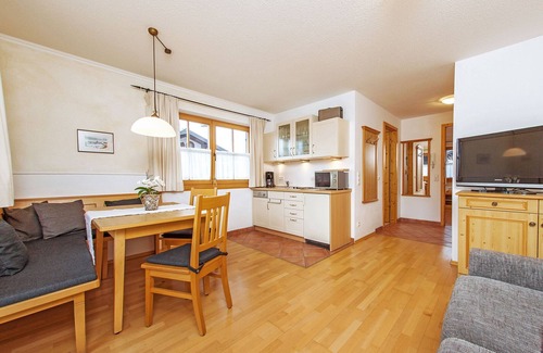 Reit im Winkl Apartment | (4) Giebelstüberl -1-Zimmer Appartement , ca. 30qm, 1-2 Personen, Wohn/Schlafraum, Kochnische, Balkon