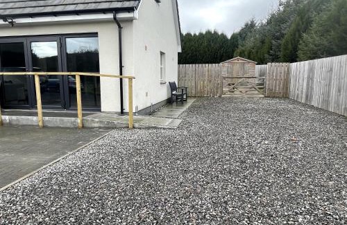 Balloch House | 4 Guests - Inverness Highland Hideaway Nc500