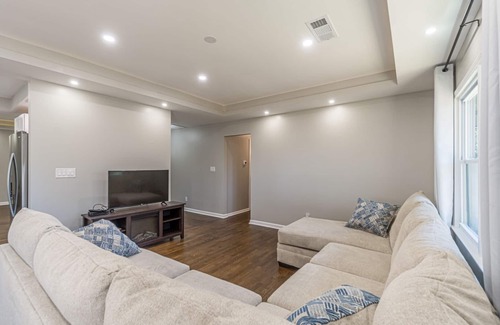 Roswell House | 4 Kings! Only 1.5 miles to downtown Roswell