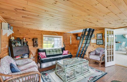 West Tremont House | 4 Mi to Acadia Trails Coastal Maine Home with Deck