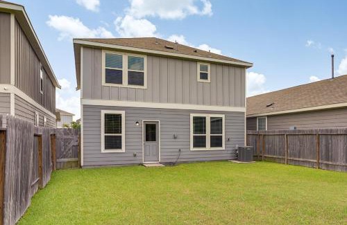 Barker House | 4 Mi to Bear Creek Pioneers Park NW Houston Home
