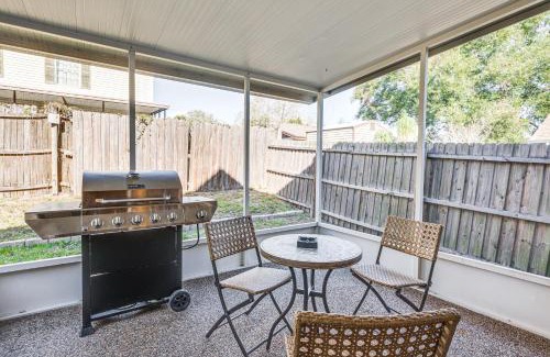Temple Terrace House | 4 Mi to Busch Gardens Lovely Tampa Home!