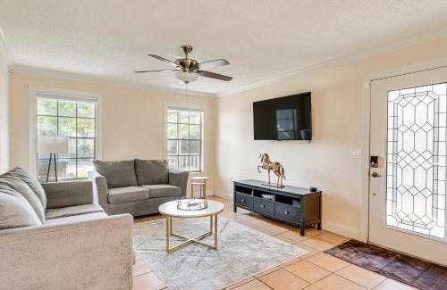 Temple Terrace House | 4 Mi to Busch Gardens Lovely Tampa Home!