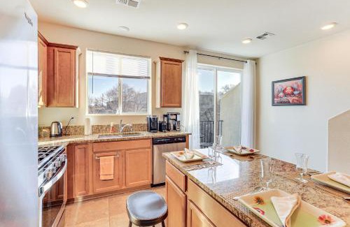 Northeast Reno House | 4 Mi to Dtwn Family-Friendly Townhome in Reno