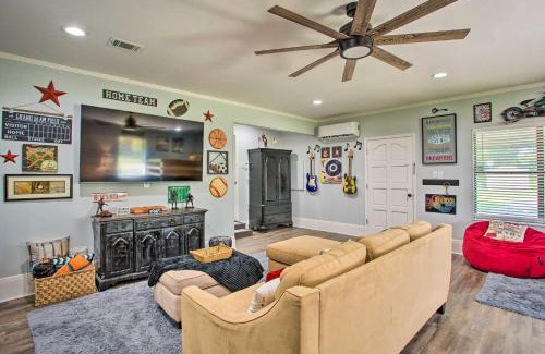 McKinney House | 4 Mi to Dtwn McKinney Home with Game Room and Patio