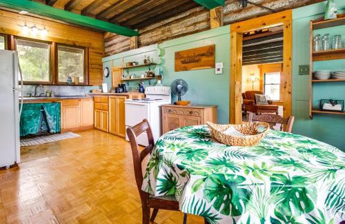 Calico Rock House | 4 Mi to Historic District Calico Rock Cabin!
