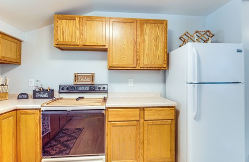 Calumet House | 4 Mi to Lake Superior: Calumet Getaway!