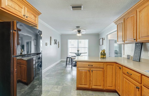 Winter Haven House | 4 Mi to Legoland: Poolside Paradise!