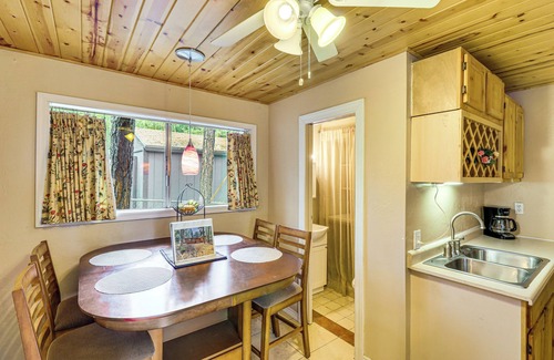 Pinetop-Lakeside House | 4 Mi to Rainbow Lake: Peaceful Home w/Deck