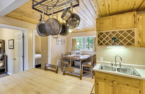 Pinetop-Lakeside House | 4 Mi to Rainbow Lake: Peaceful Home w/Deck