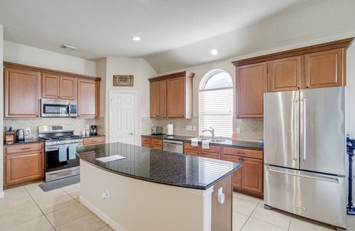 Spring House | 4 Mi to Six Flags: Spring Vacation Home