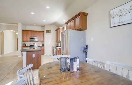 Spring House | 4 Mi to Six Flags: Spring Vacation Home