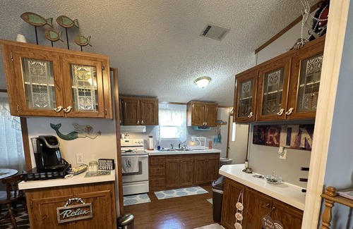 Perry House | 4 miles from the Keaton Beach Public Boat Ramp, 3BR 2B mobile home w/free Wi-Fi