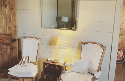 Horton House | 4 miles to BOAT RAMP! Protect & charge your boat- relaxing views & Gated Parking