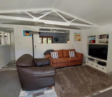 Coromandel House | 4 Palms Cottage Coromandel Town