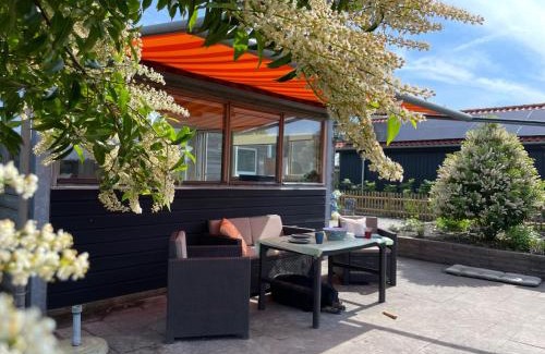 Anjum Ski Chalet | 4 pers house Cecil with own fishing spot on a dutch chanel