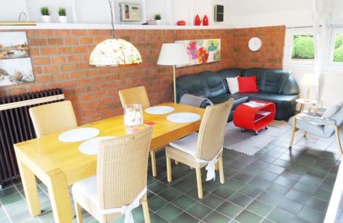 Anjum House | 4 pers. House Cosima with beautiful garden