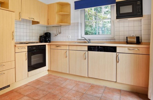 Dwergte House | 4-person dog bungalow in the holiday park Landal Dwergter Sand
