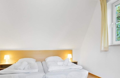 Dwergte House | 4-person dog bungalow in the holiday park Landal Dwergter Sand