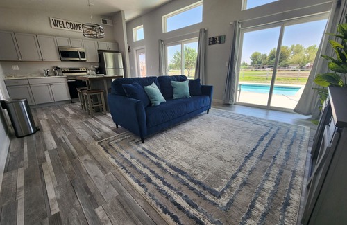Chamberino Cottage | 4 Person Family or Couples Retreat