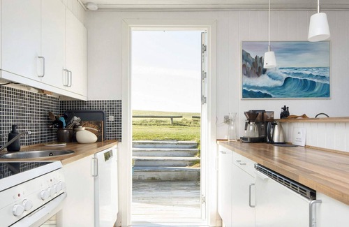 Trans House | 4 person holiday home in Lemvig