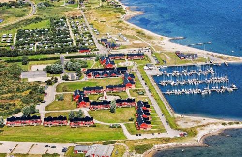 Lemvig Apartment | 4 person holiday home on a holiday park